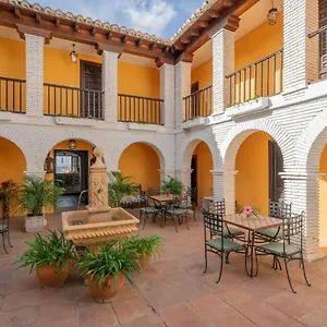  Hotel La Tartana Boutique